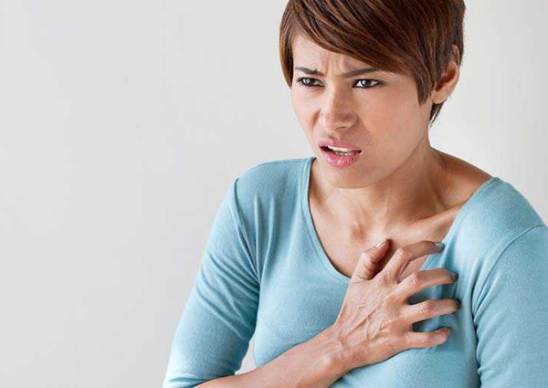 دلیل درد سینه در دوران قاعدگی