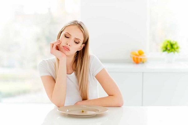  آیا کم غذا خوردن یا حذف غذا باعث کاهش وزن و لاغری می شود؟