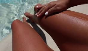 رژیم غذایی برای برنزه شدن و کرم ضد آفتاب، استفاده از برنزه کننده خانگی و نکات اجتنابی برای برنزه شدن
