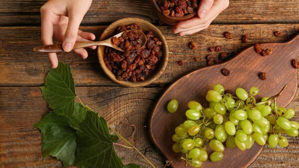 فواید کشمش برای لاغری و نحوه کاهش وزن با کشمش